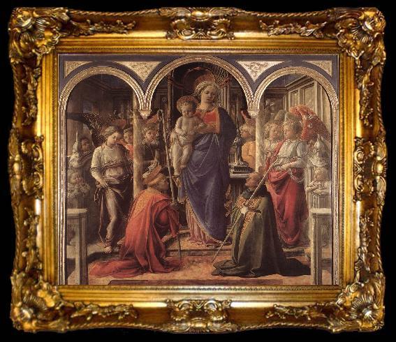 framed  LIPPI, Fra Filippo Adoration of the Child with Saints g, ta009-2